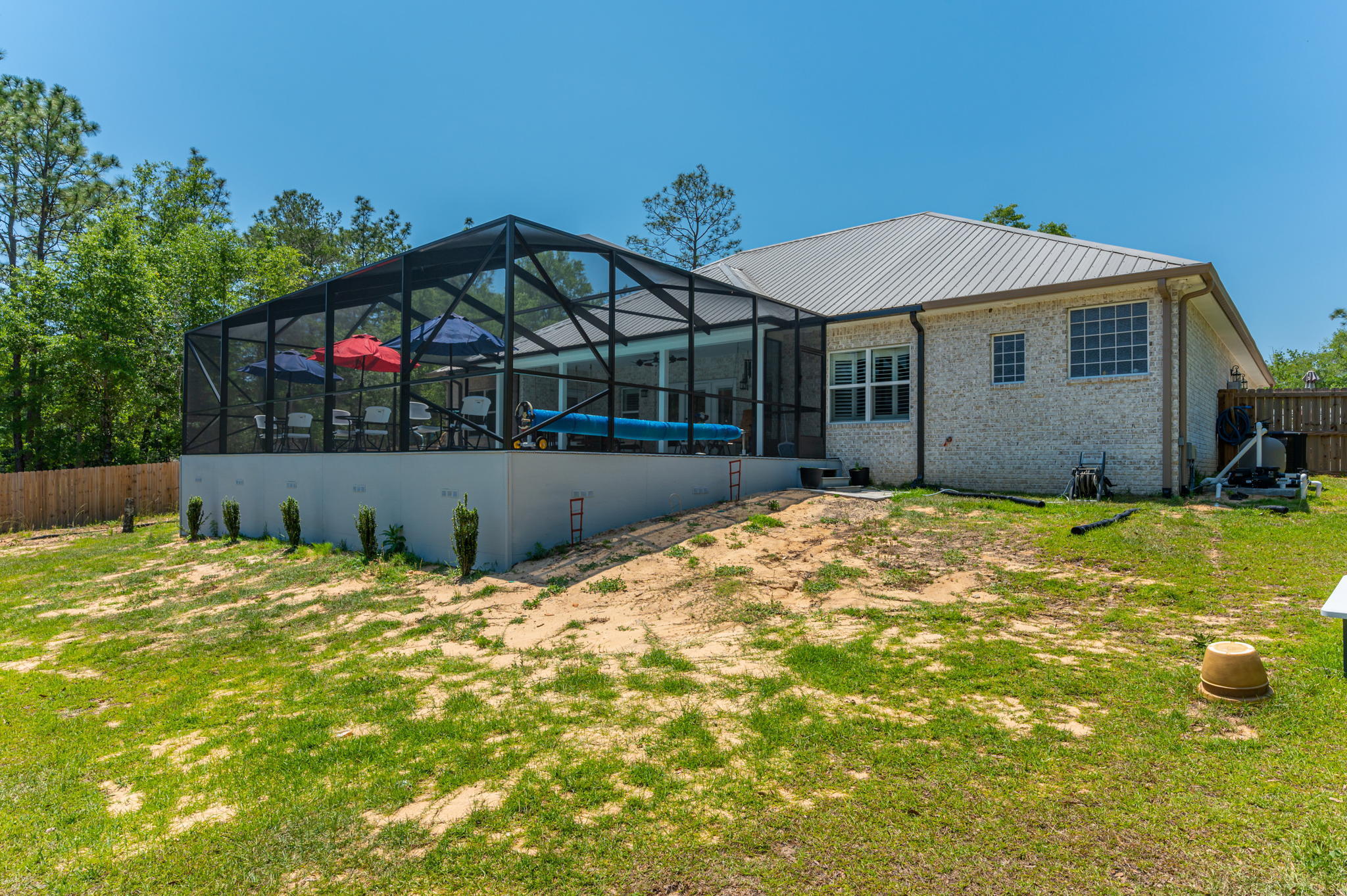 MIRROR LAKE - Residential