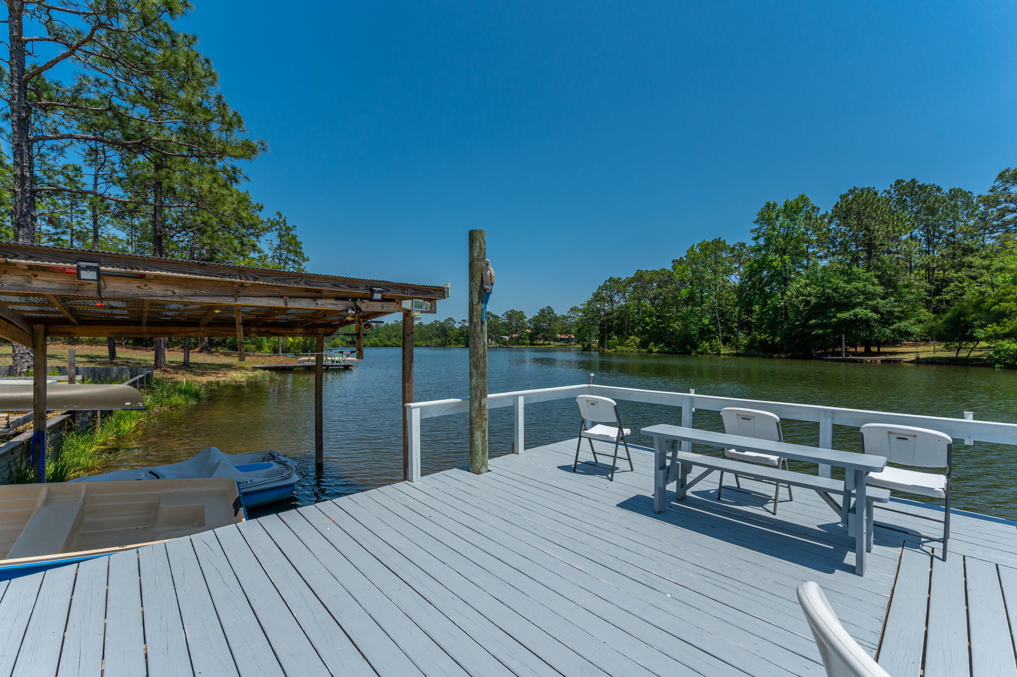 MIRROR LAKE - Residential