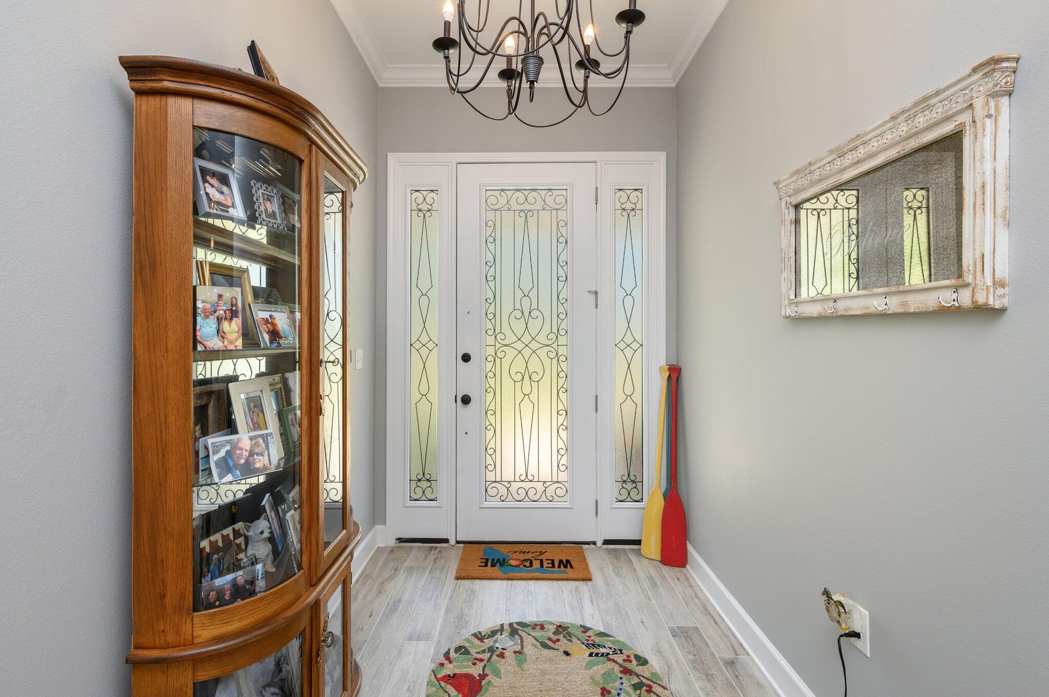 MIRROR LAKE - Residential