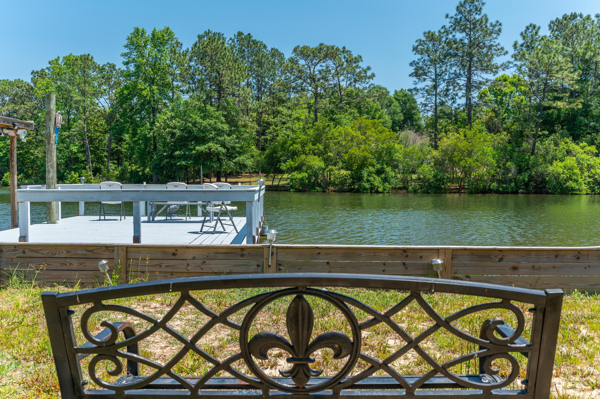 MIRROR LAKE - Residential