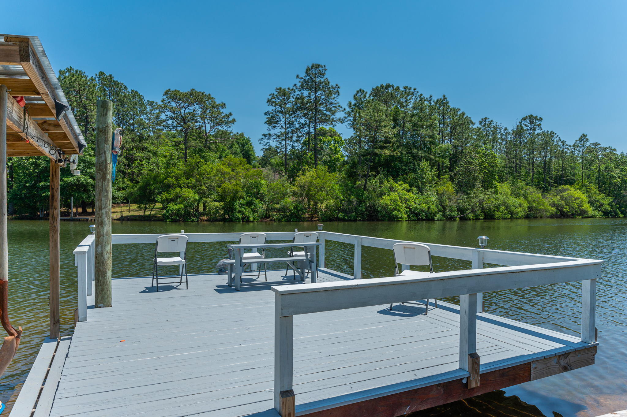 MIRROR LAKE - Residential