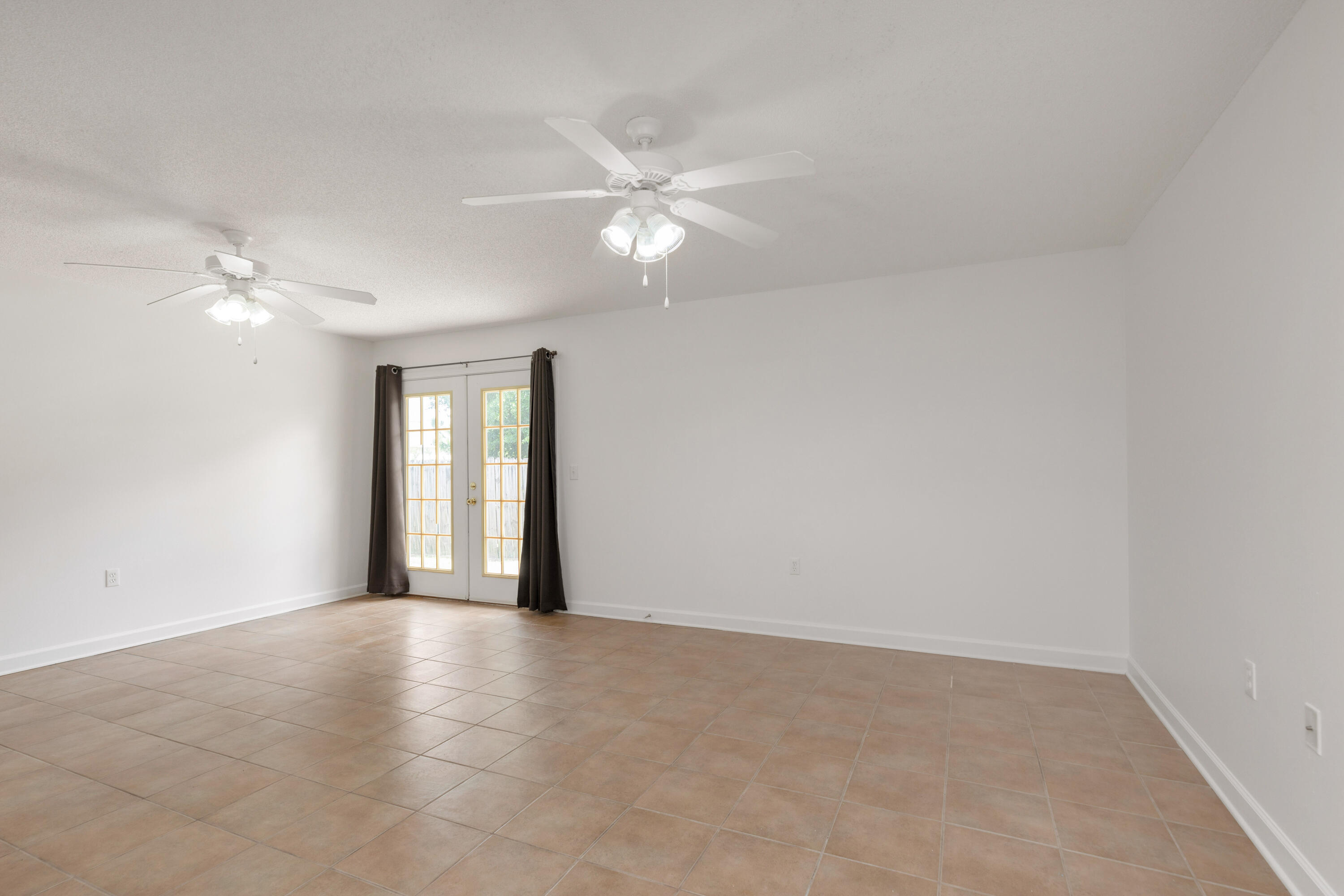 THE PINES - Residential