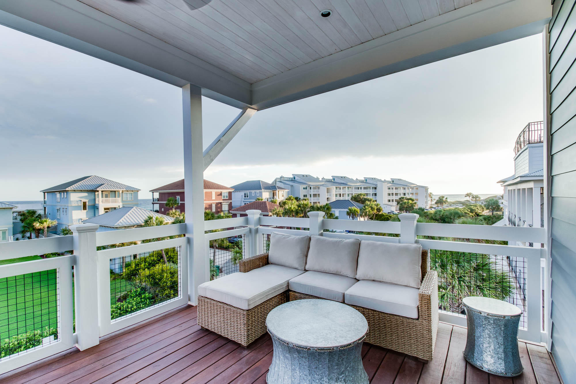 WALK OVER DUNES - Residential