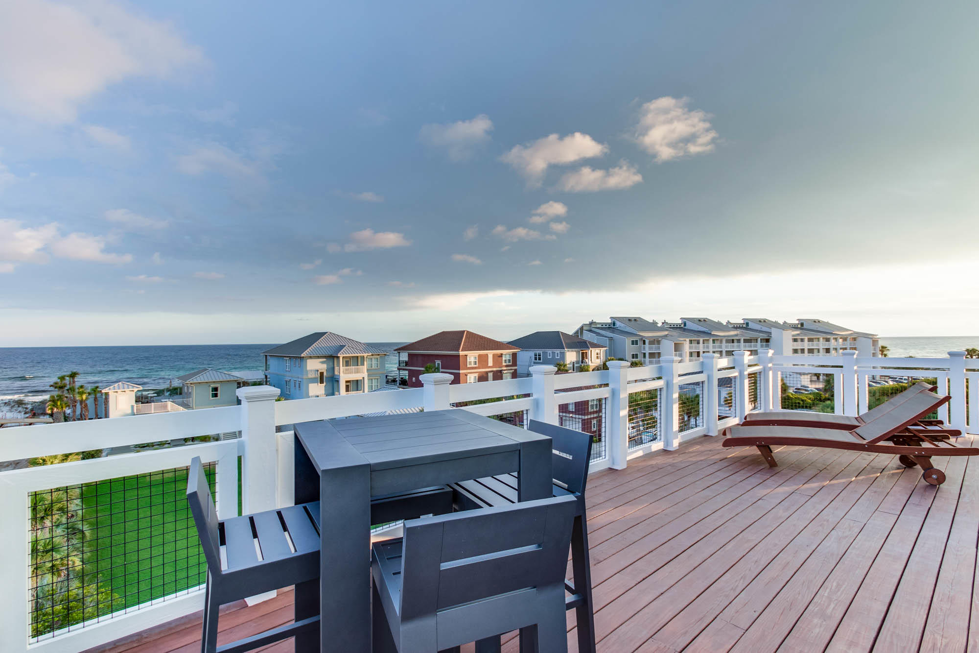 WALK OVER DUNES - Residential