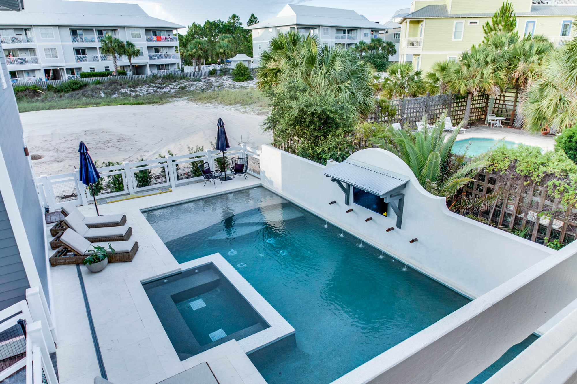 WALK OVER DUNES - Residential