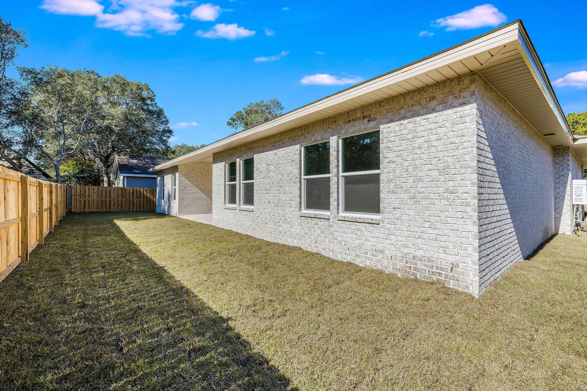 LONGWOOD - Residential
