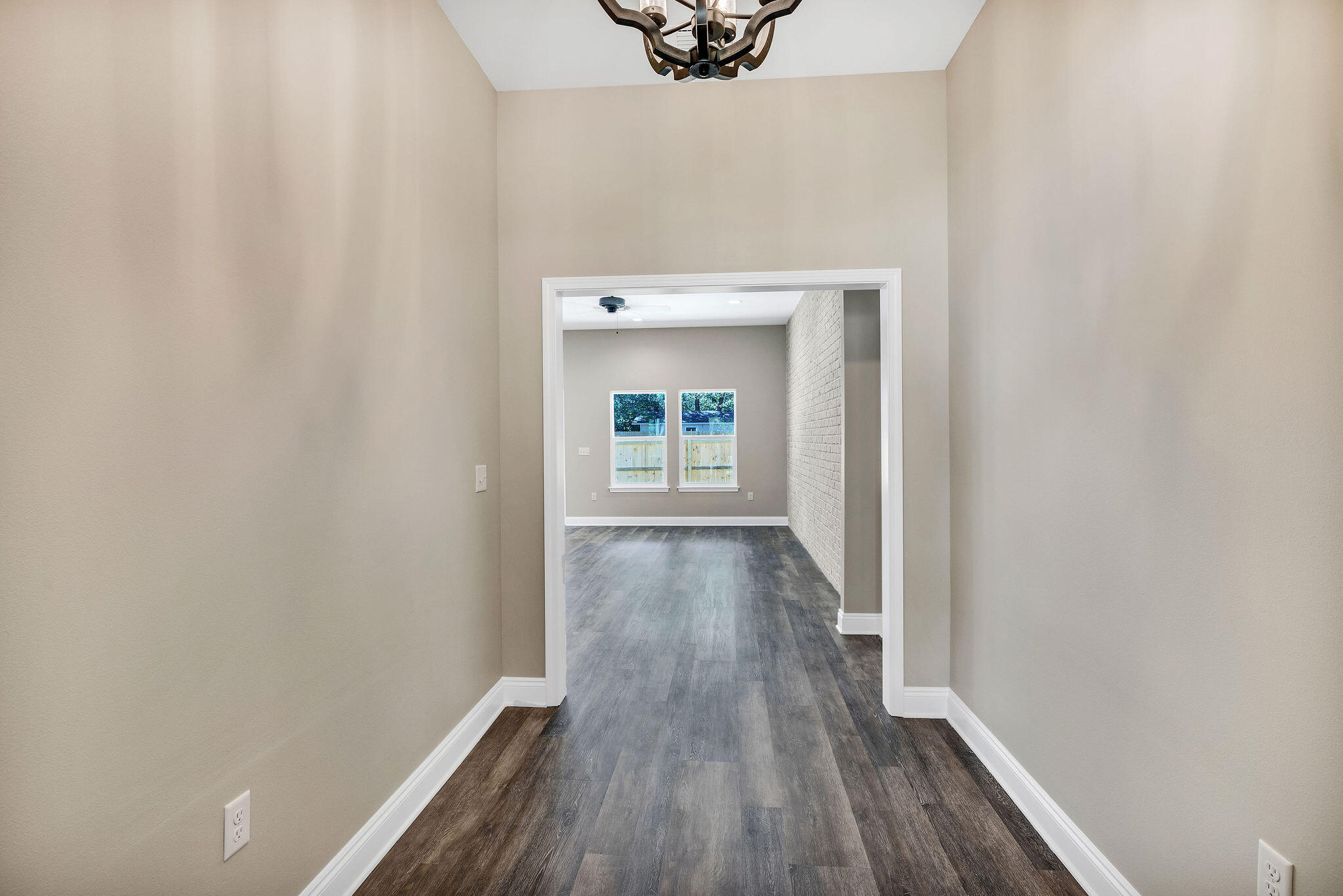 LONGWOOD - Residential