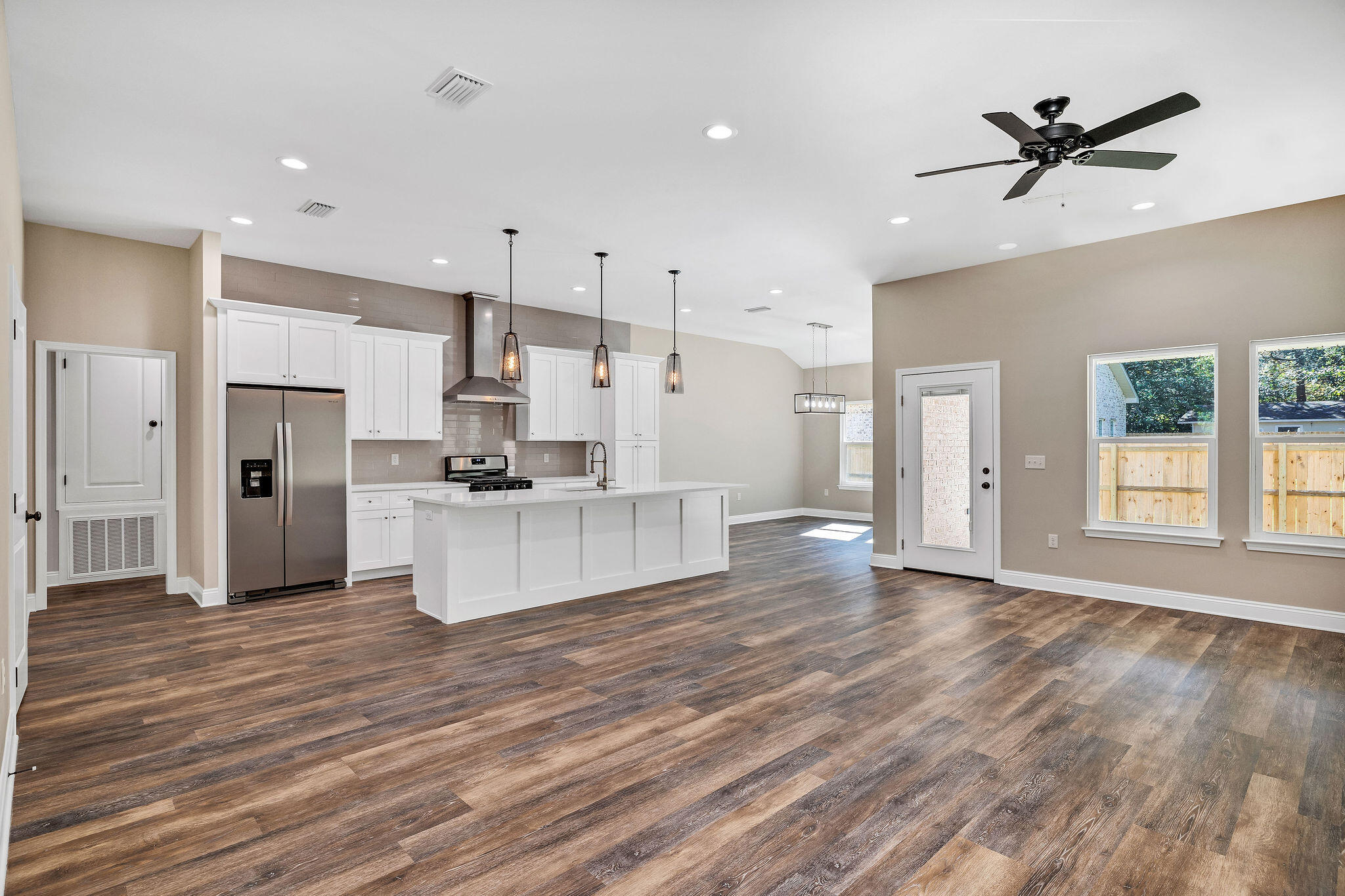 LONGWOOD - Residential