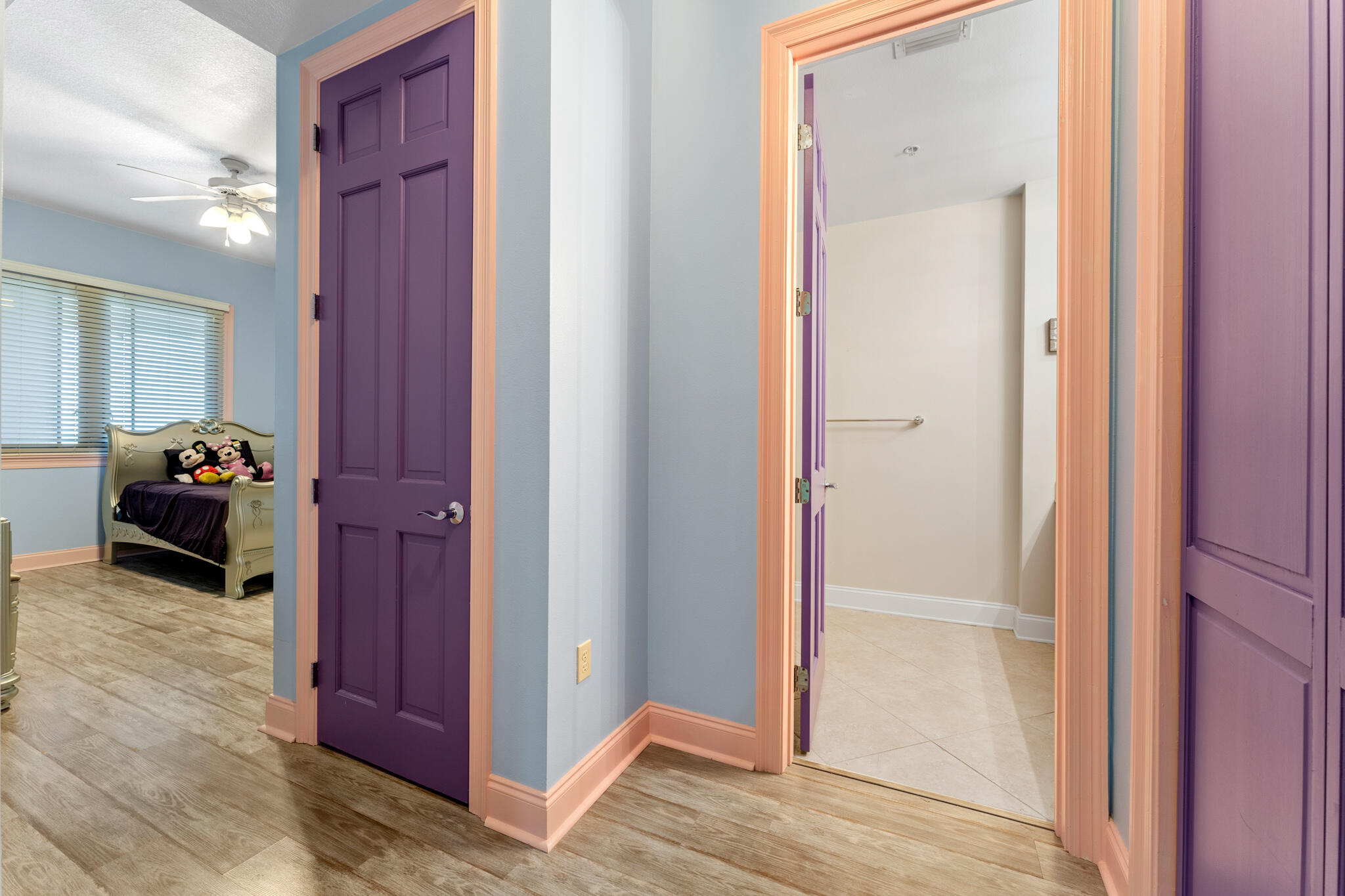 SIDES MORENO POINT WEST - Residential