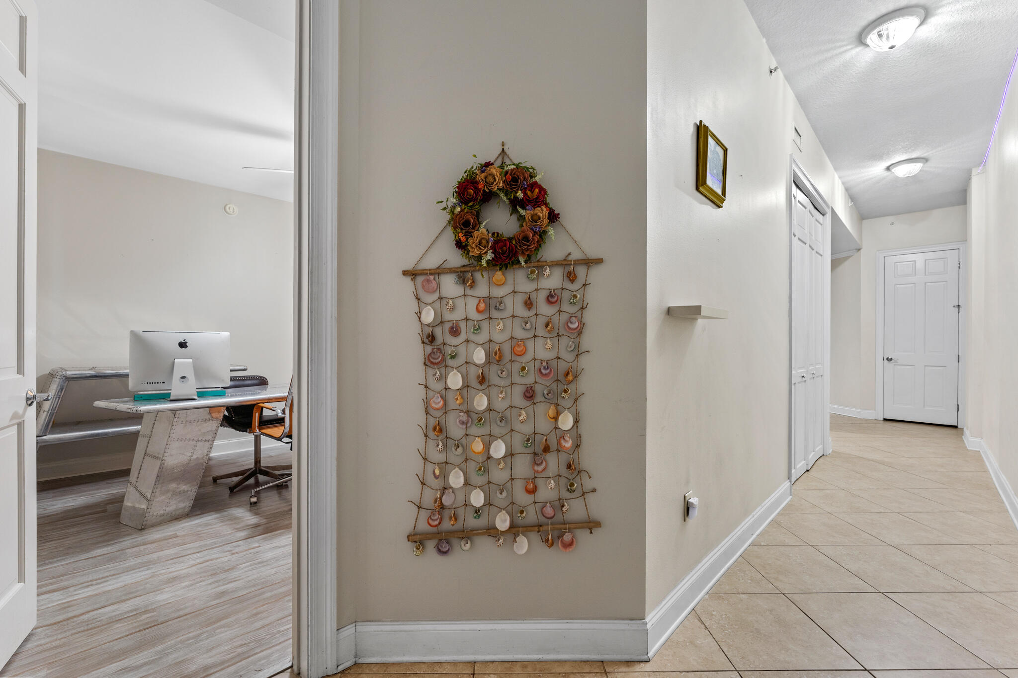 SIDES MORENO POINT WEST - Residential