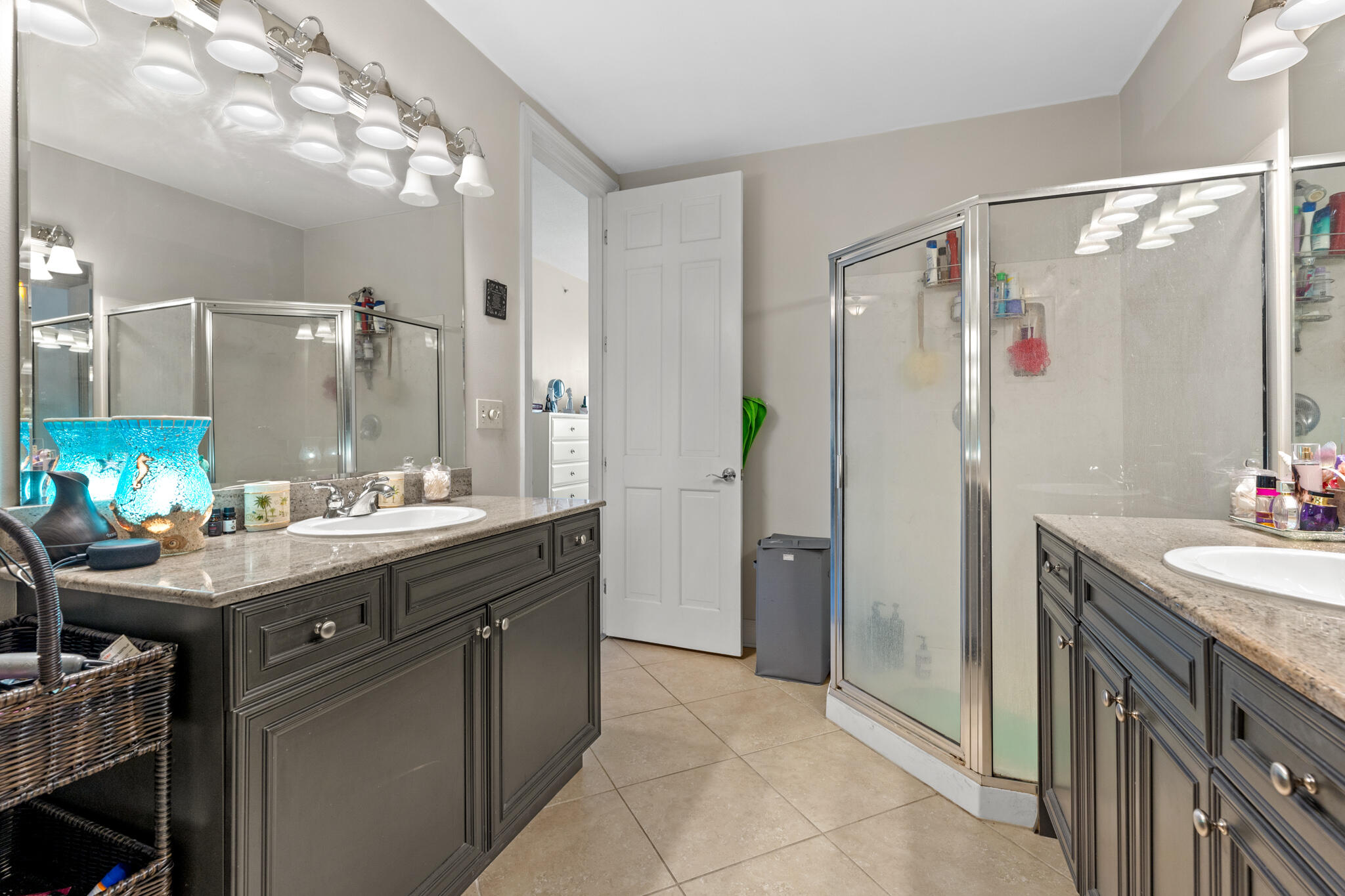 SIDES MORENO POINT WEST - Residential