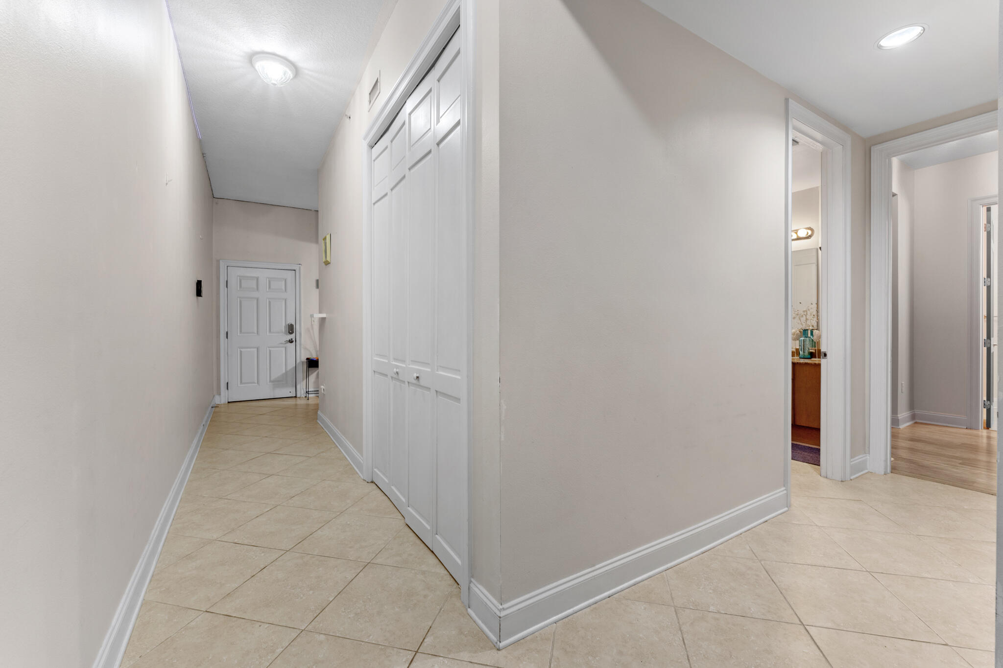 SIDES MORENO POINT WEST - Residential