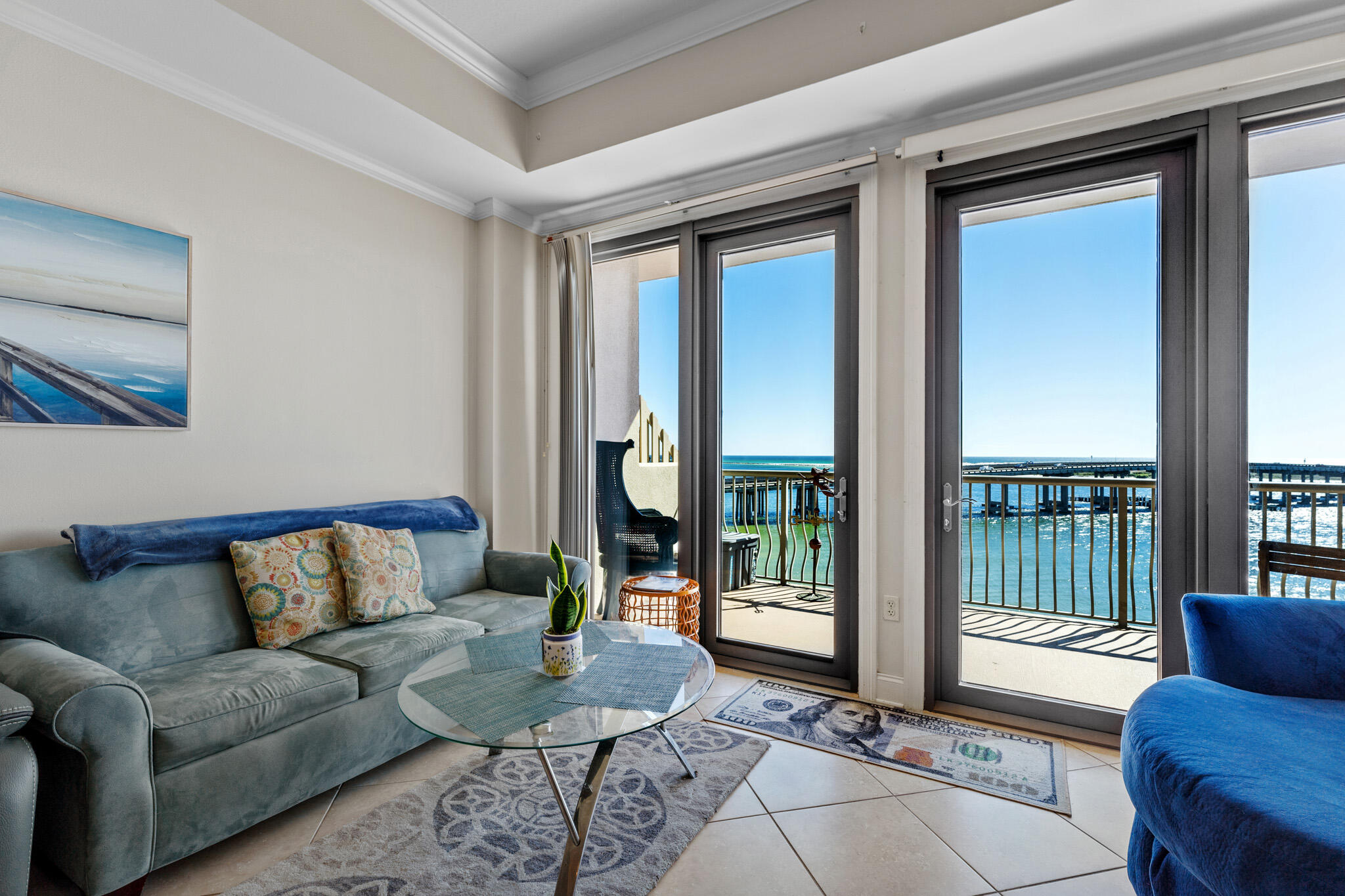 SIDES MORENO POINT WEST - Residential