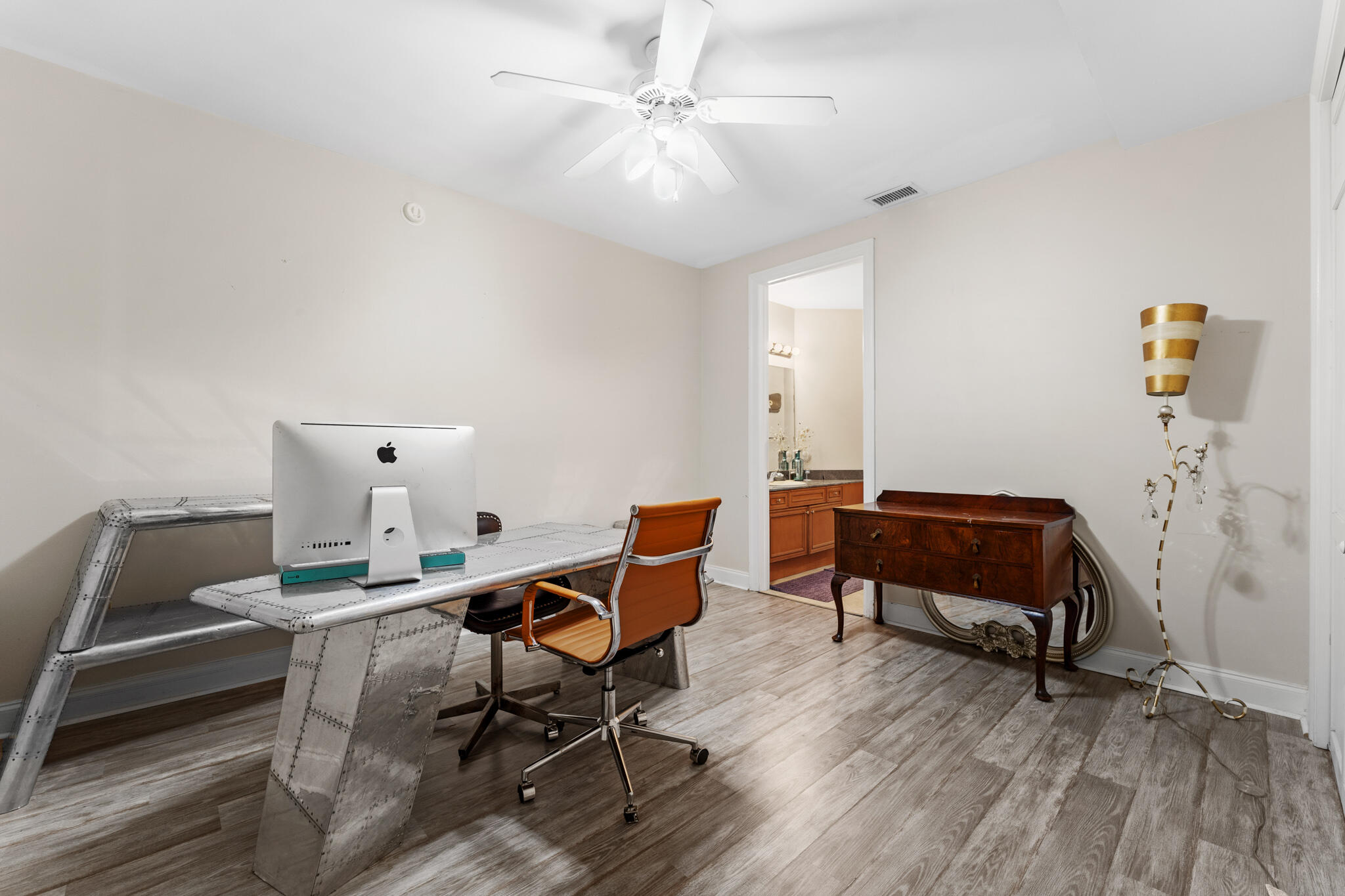 SIDES MORENO POINT WEST - Residential