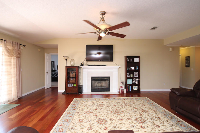 INDIAN TRAIL ESTATES - Residential