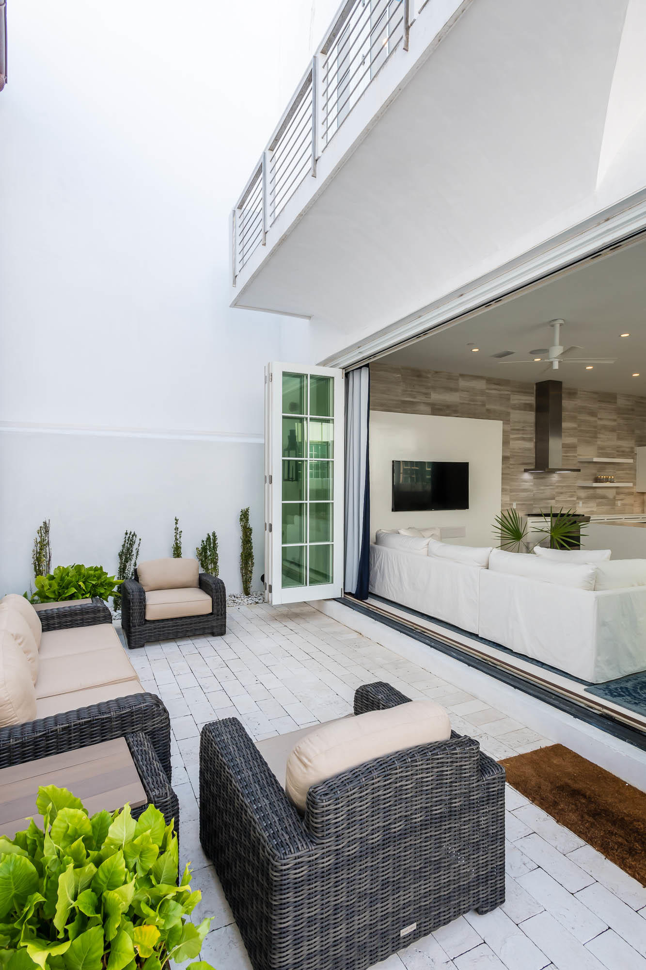 ALYS BEACH - Residential