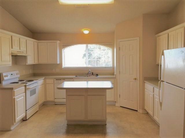 REDSTONE ESTATES - Residential