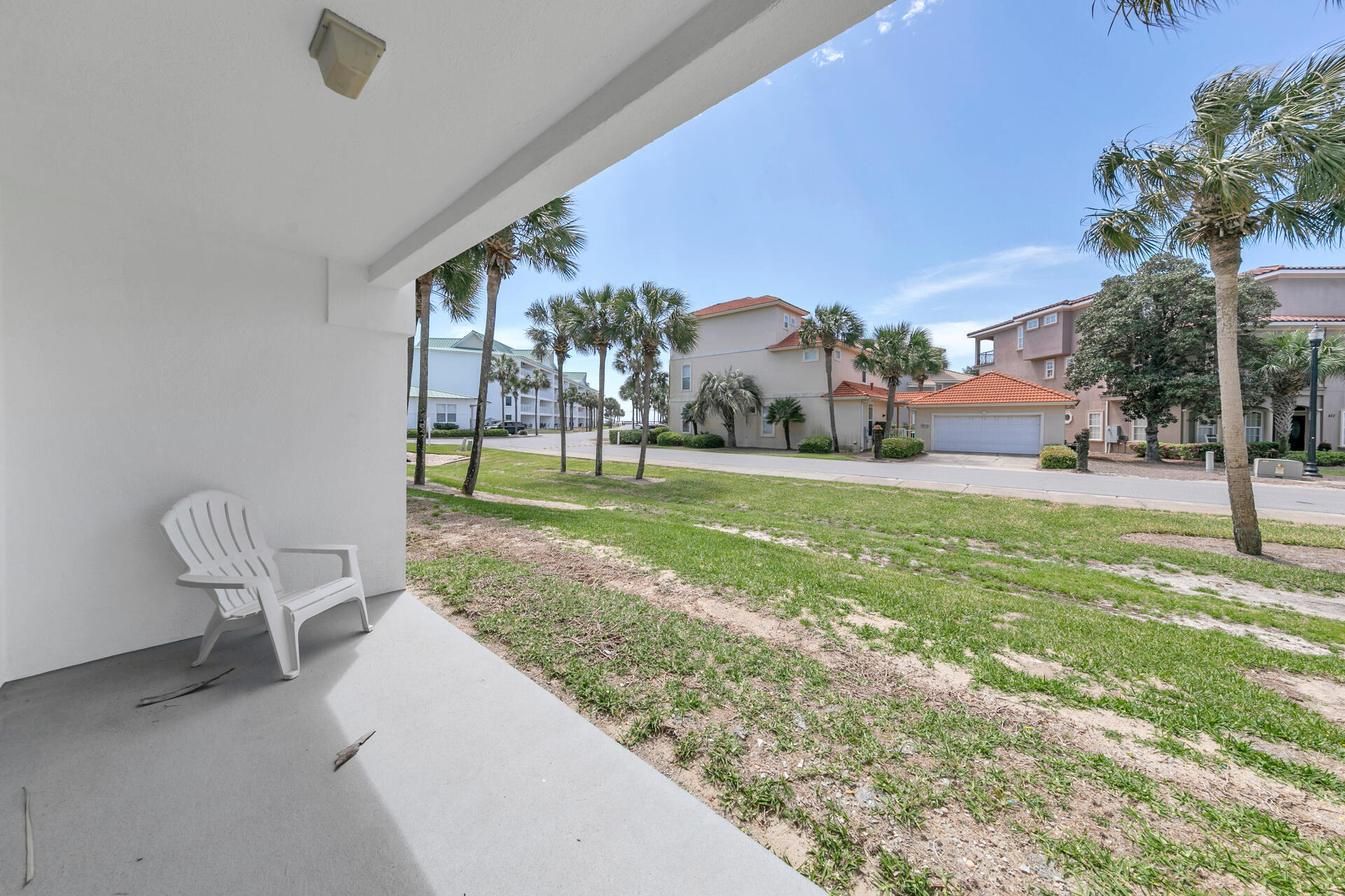 MARAVILLA CONDO 2 - Residential