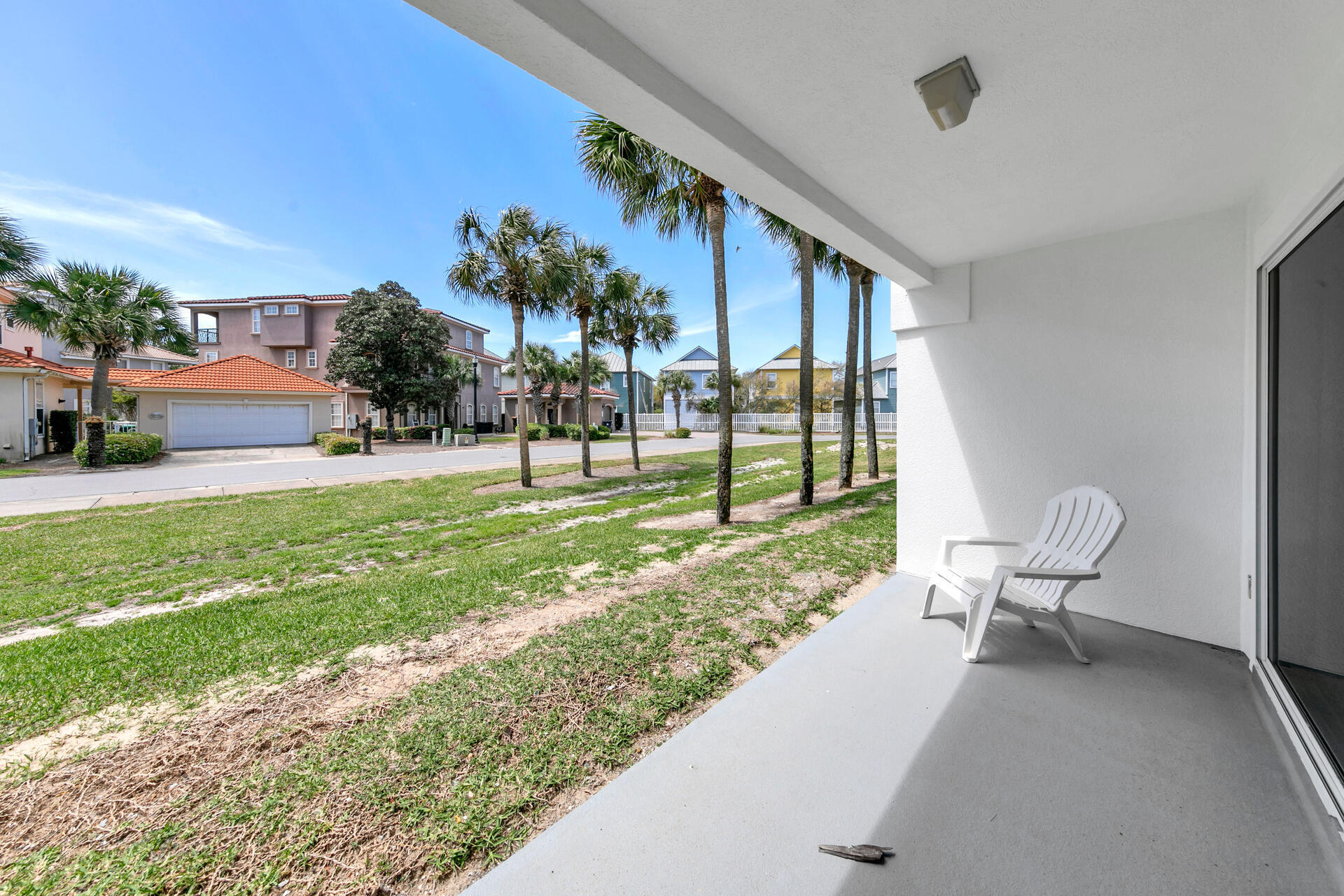 MARAVILLA CONDO 2 - Residential