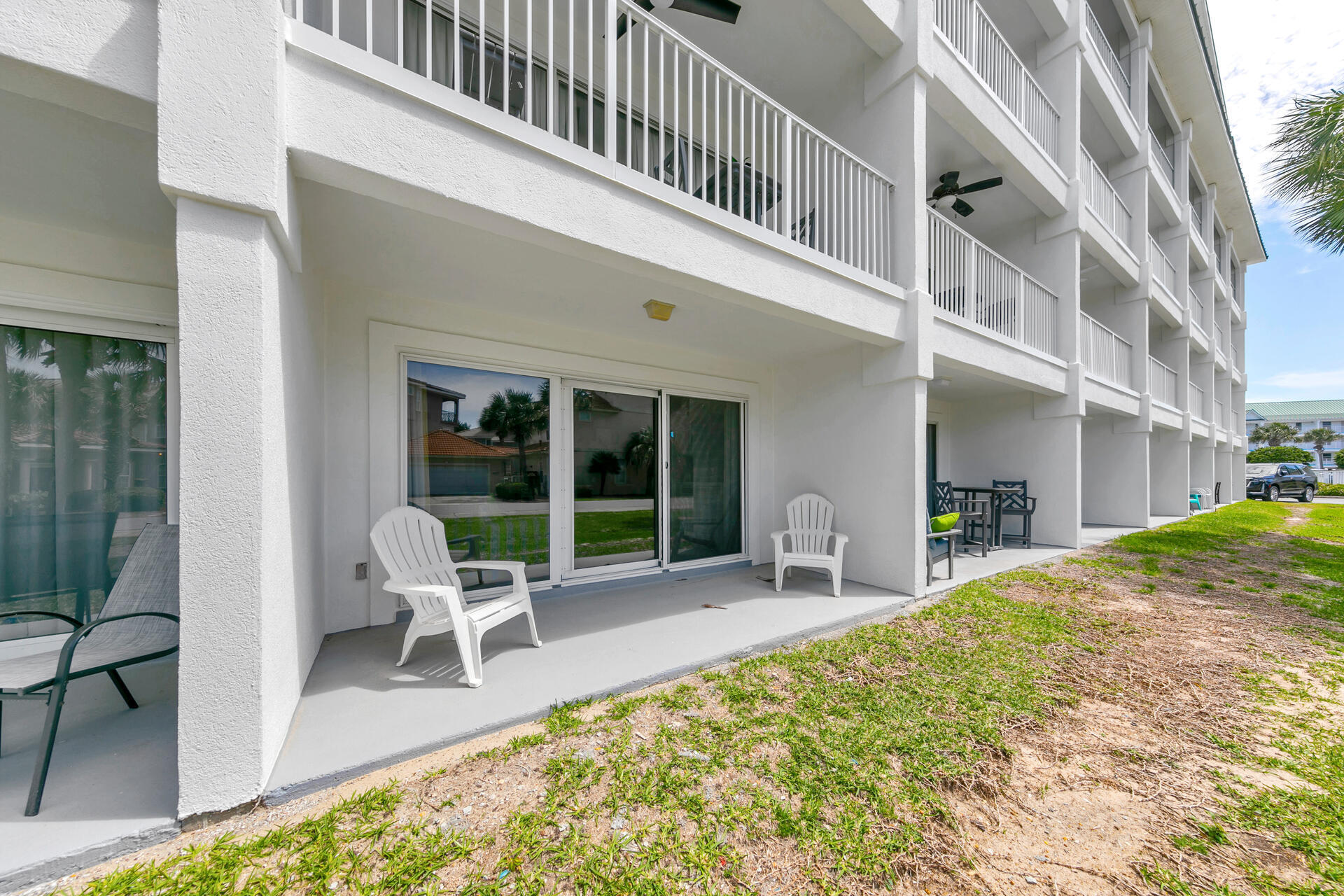 MARAVILLA CONDO 2 - Residential