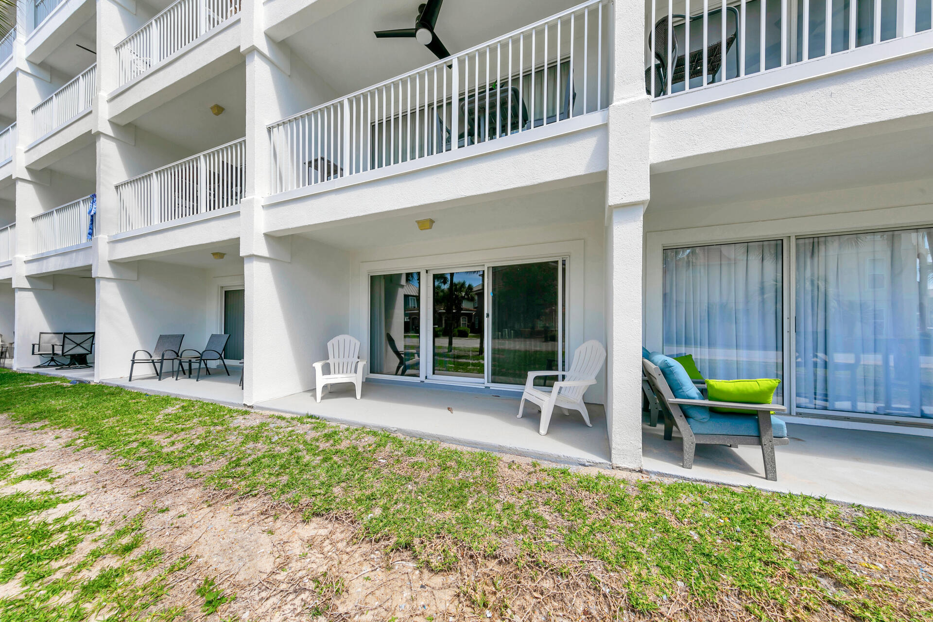 MARAVILLA CONDO 2 - Residential