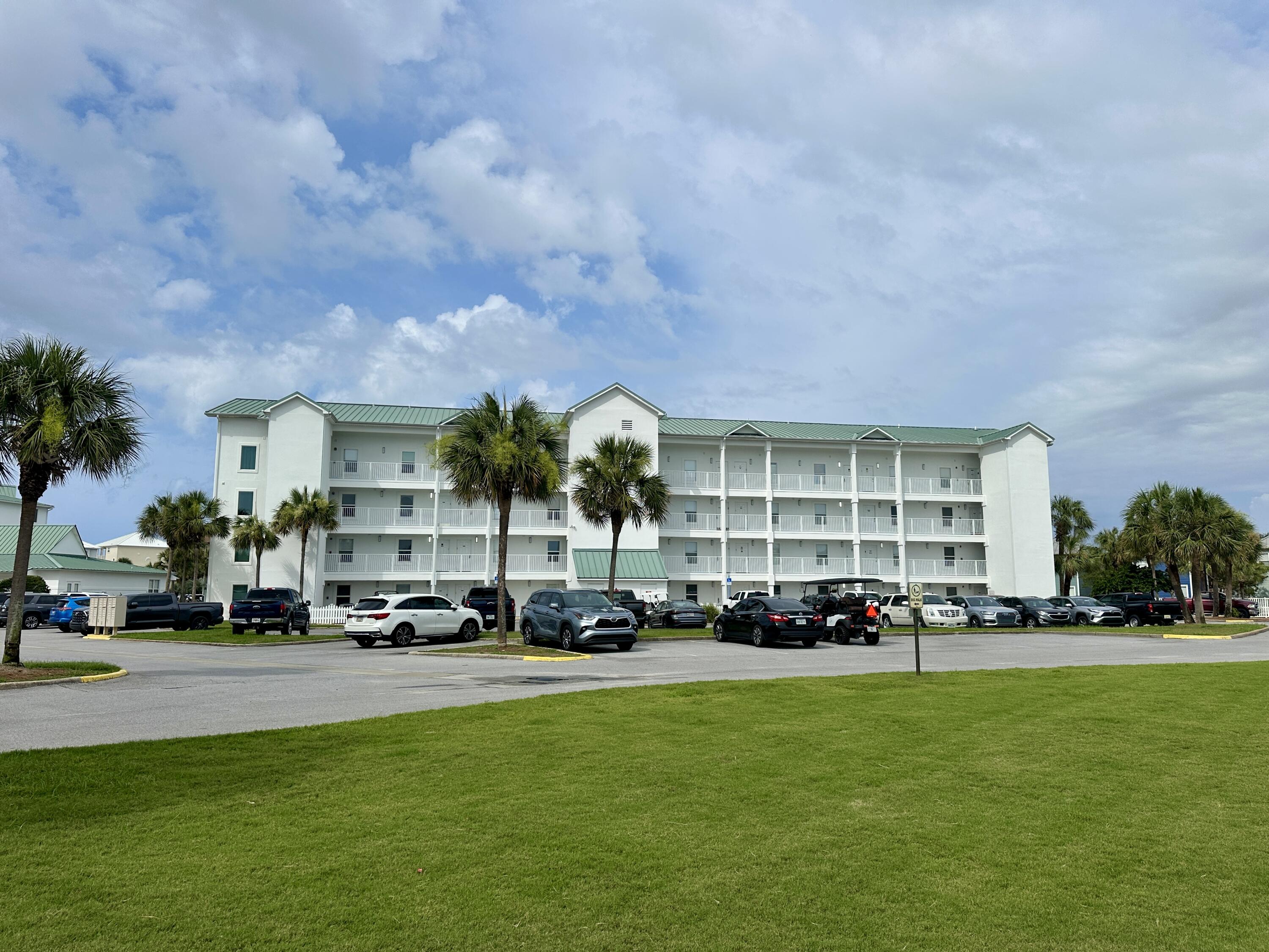 MARAVILLA CONDO 2 - Residential