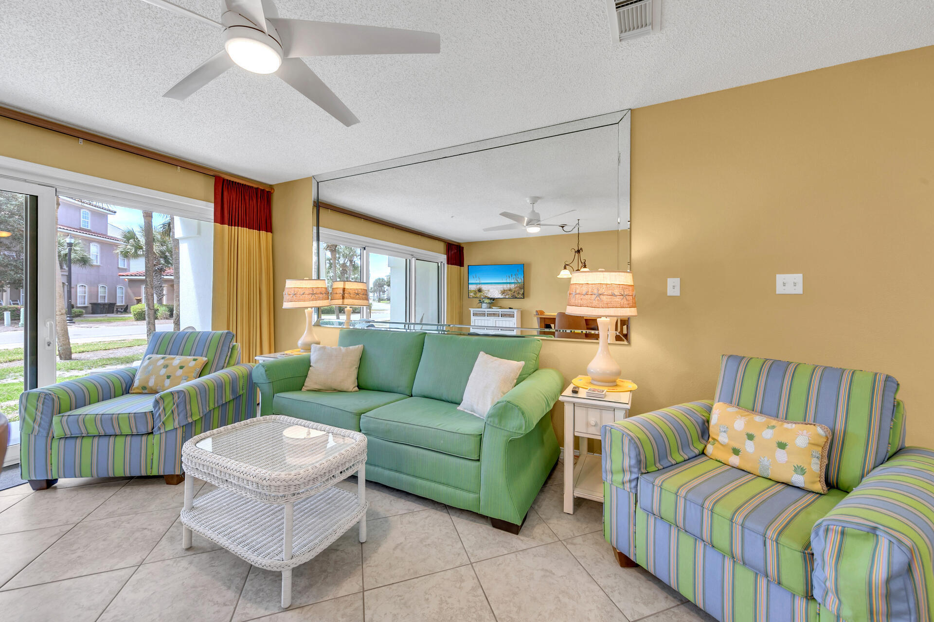 MARAVILLA CONDO 2 - Residential