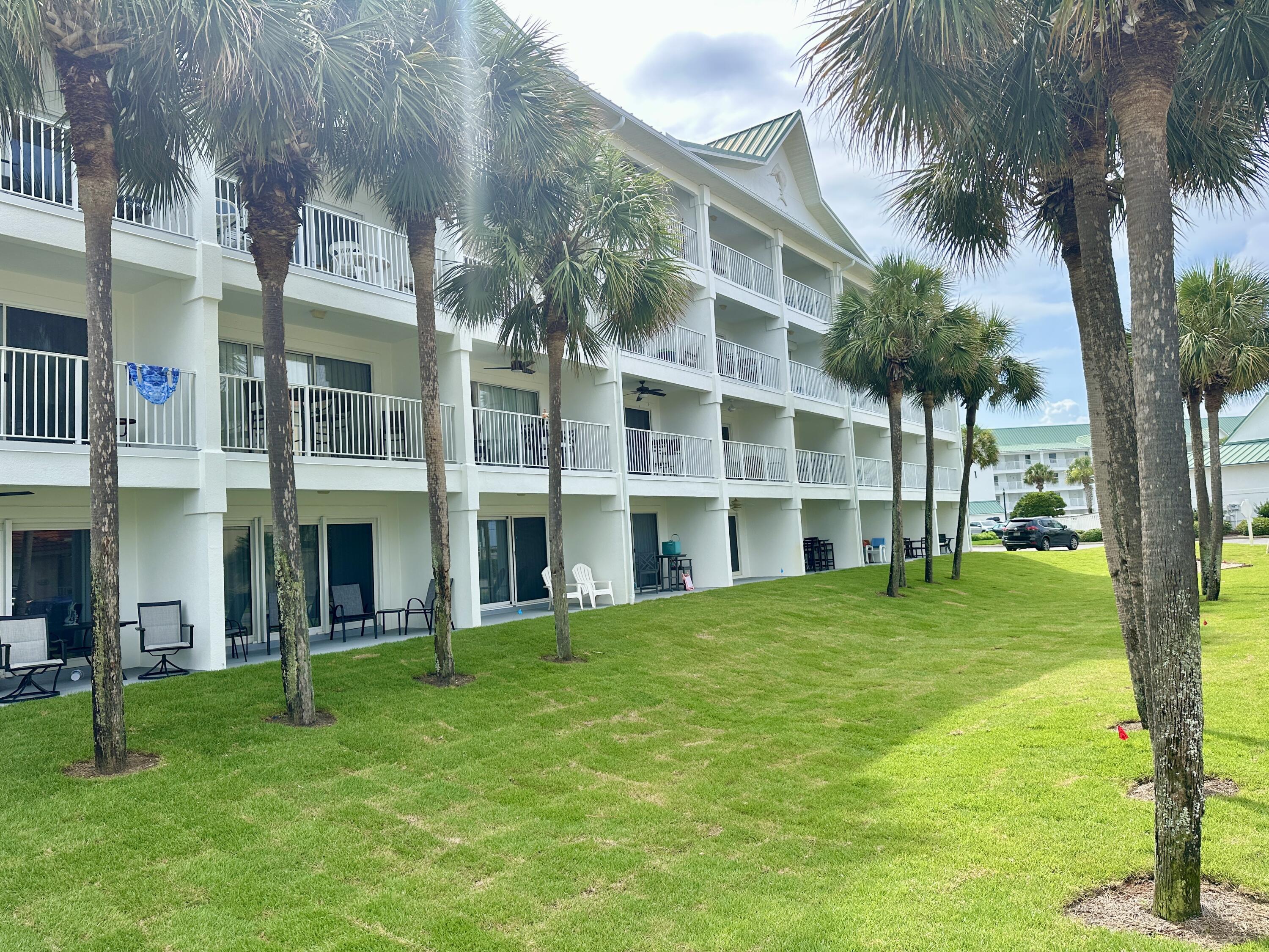 MARAVILLA CONDO 2 - Residential