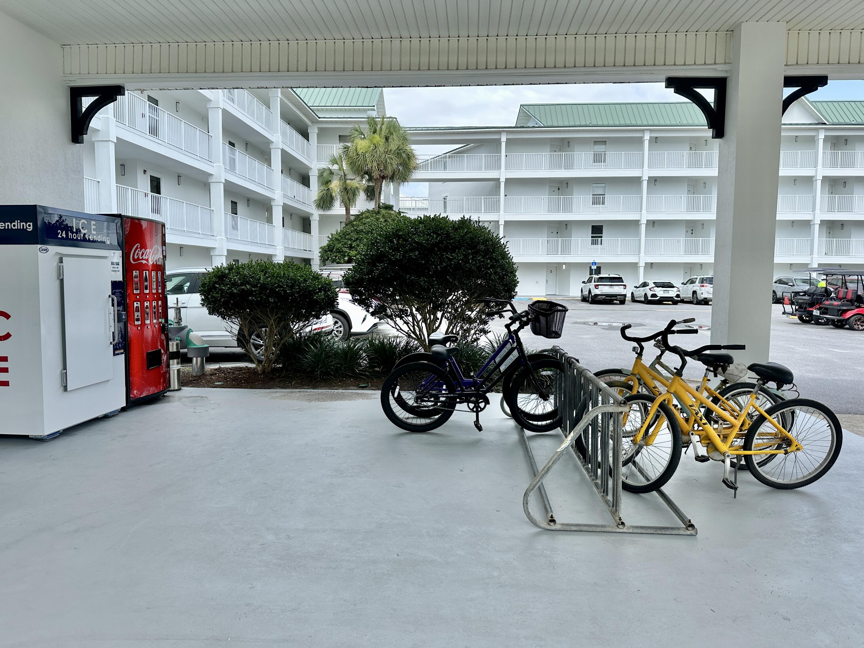 MARAVILLA CONDO 2 - Residential