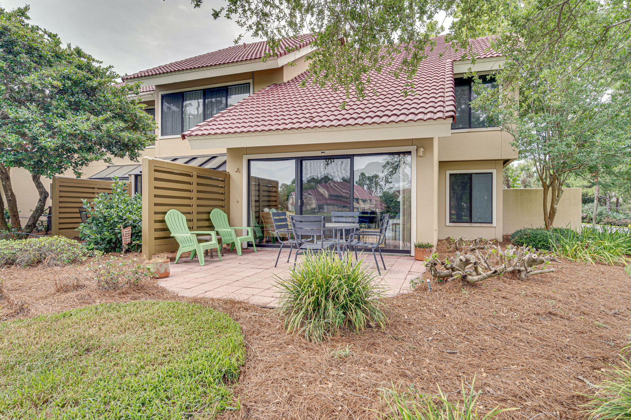 BEACHWALK T/H - Residential