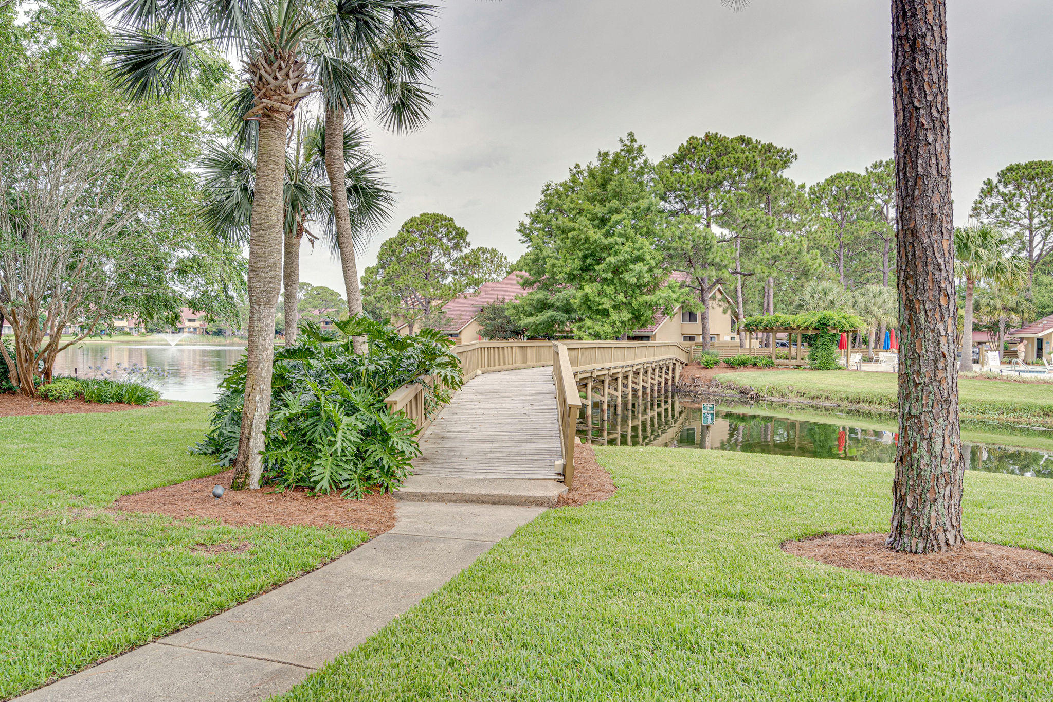 BEACHWALK T/H - Residential