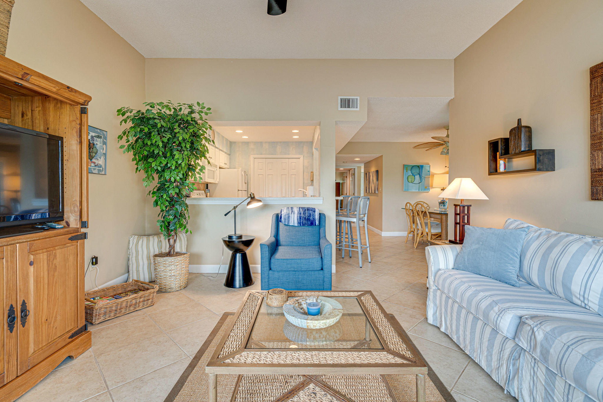 BEACHWALK T/H - Residential