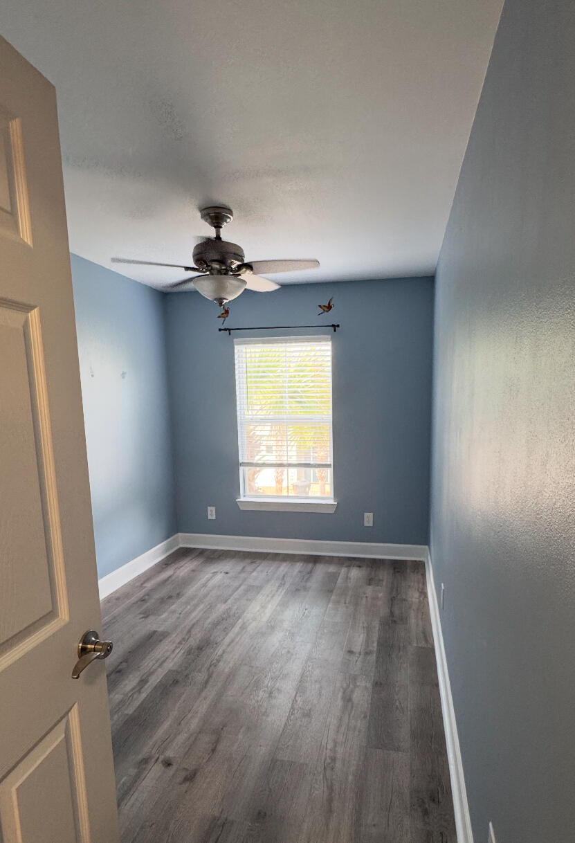 EAGLE BAY - Residential Lease