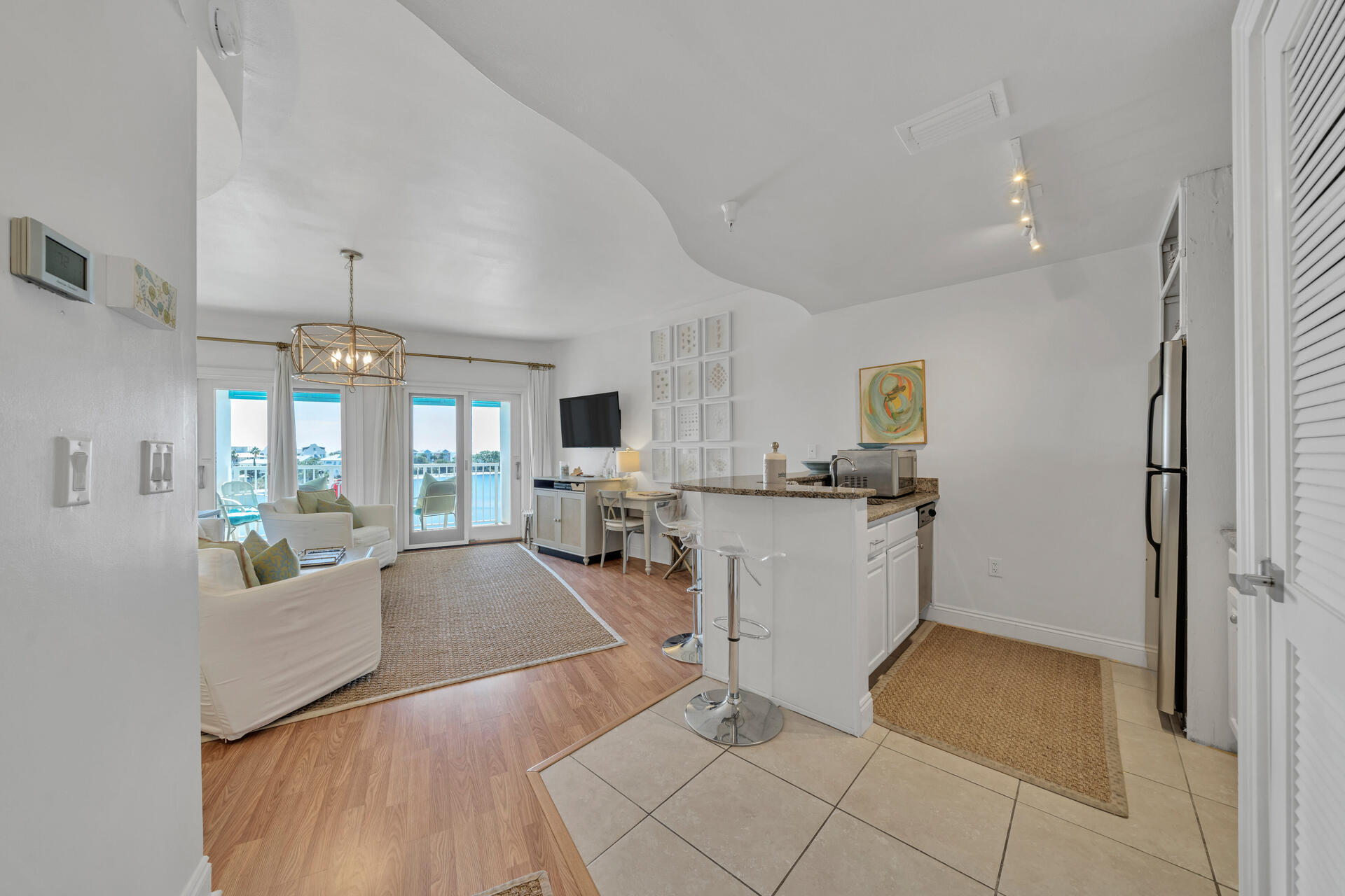 Carillon Beach Inn - Residential