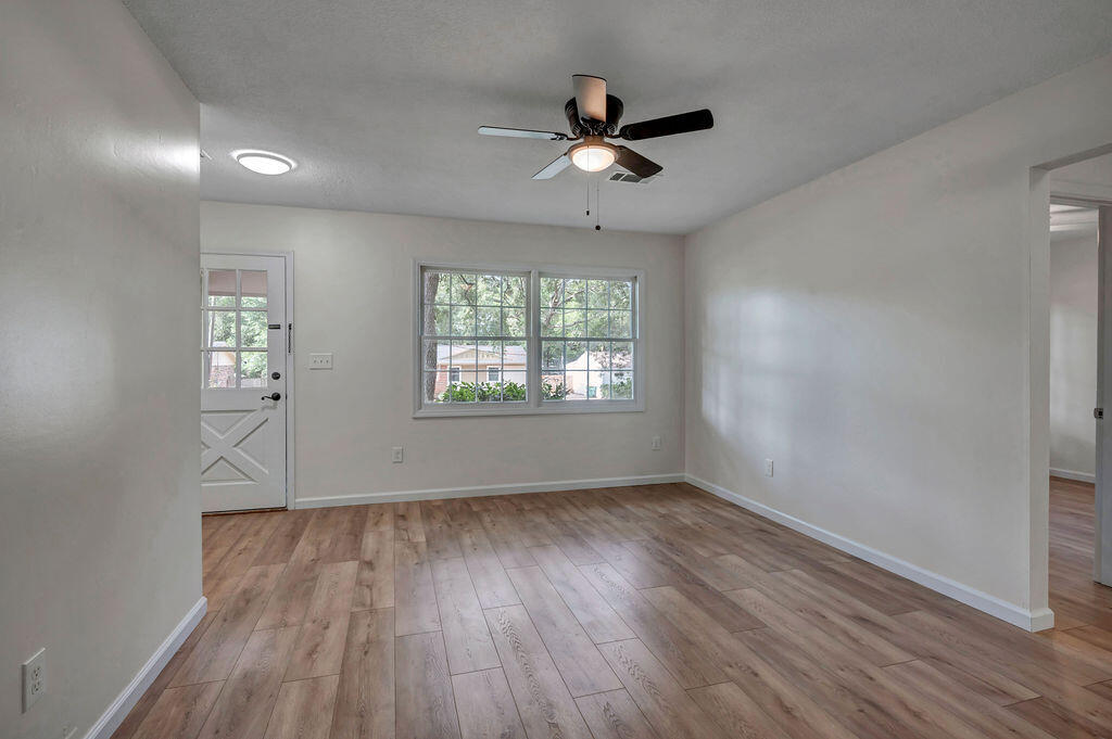 PINECREST HILLS - Residential