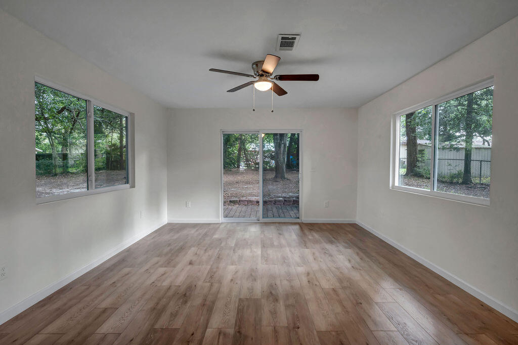 PINECREST HILLS - Residential