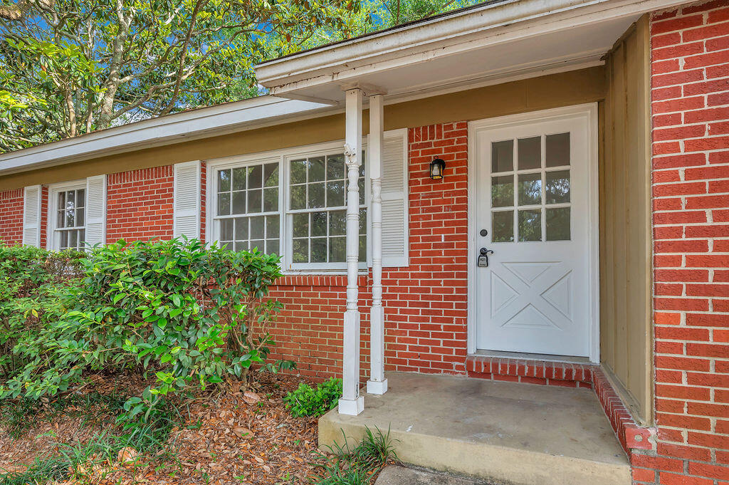 PINECREST HILLS - Residential