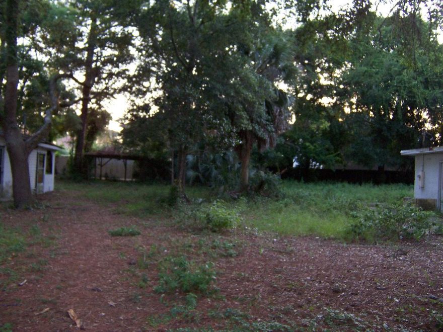 Prime location near corner of Beal and Hollywood. Per City of Ft. Walton map zoned R2 multifamily. Excellent place for town homes etc. Property currently has an older 2/1 home on it with water and sewer taps. Platted and deeded on separate lot. Lot next door is also for sale. Buy them both for $225,000 Tons of potential.