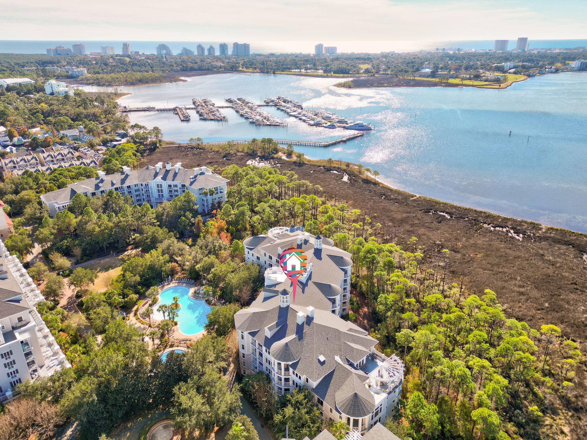 BAHIA CONDO - Residential