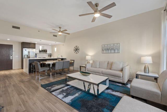 BAHIA CONDO - Residential