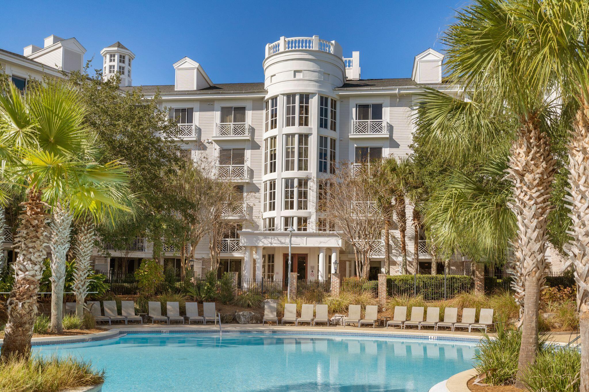 BAHIA CONDO - Residential