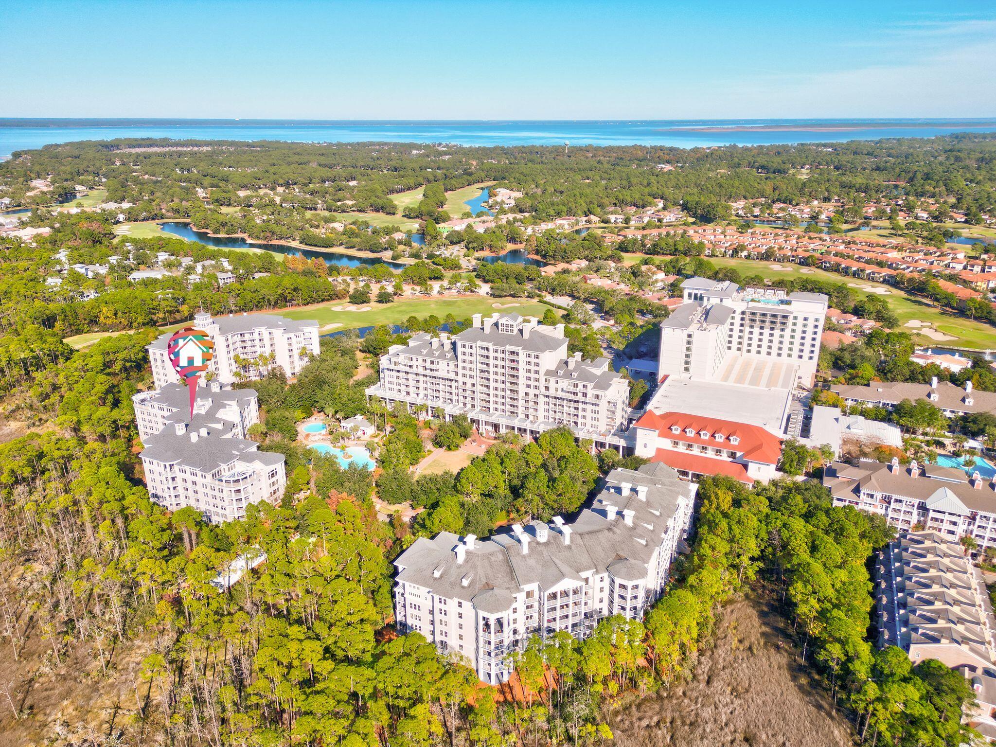 BAHIA CONDO - Residential