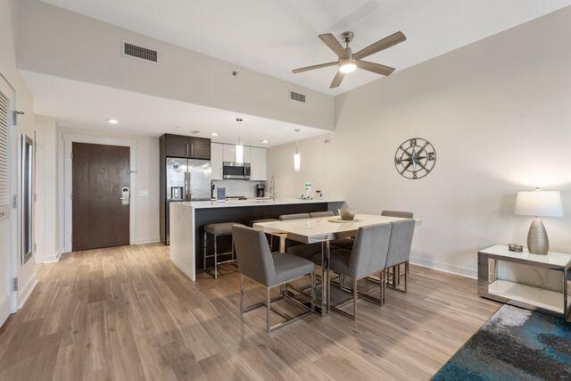 BAHIA CONDO - Residential