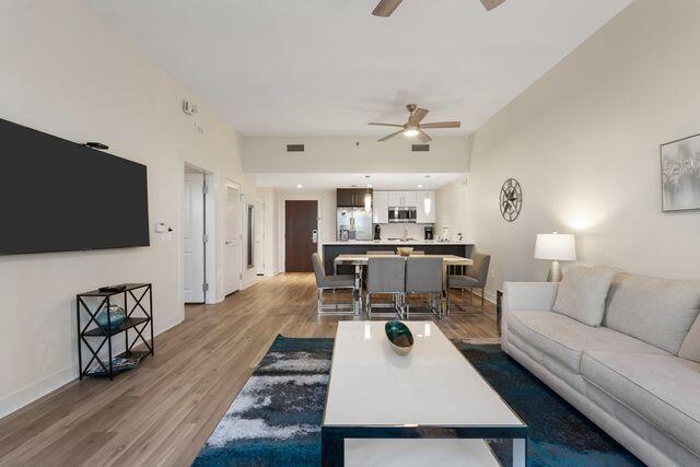 BAHIA CONDO - Residential