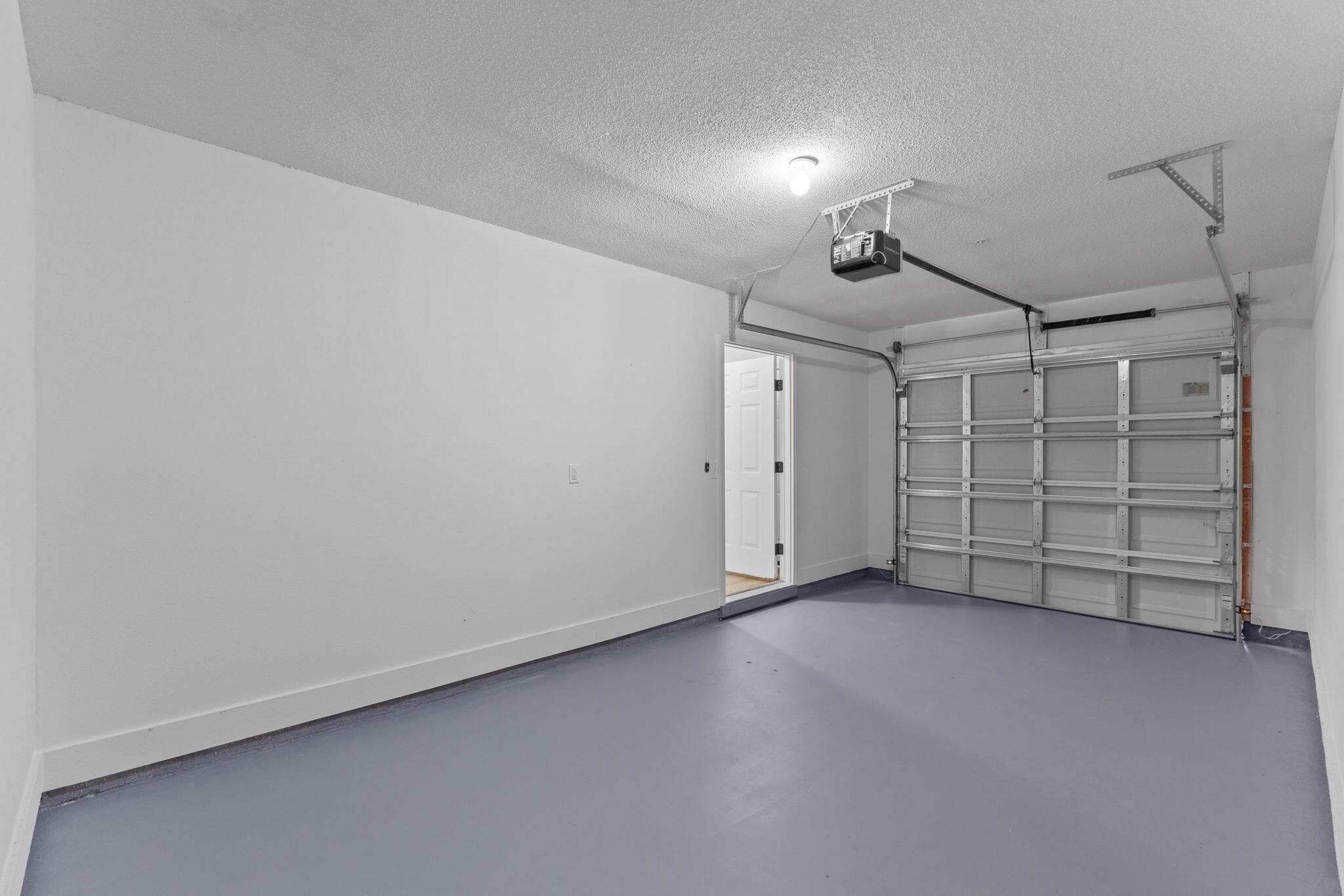 ROLLING PINES - Residential