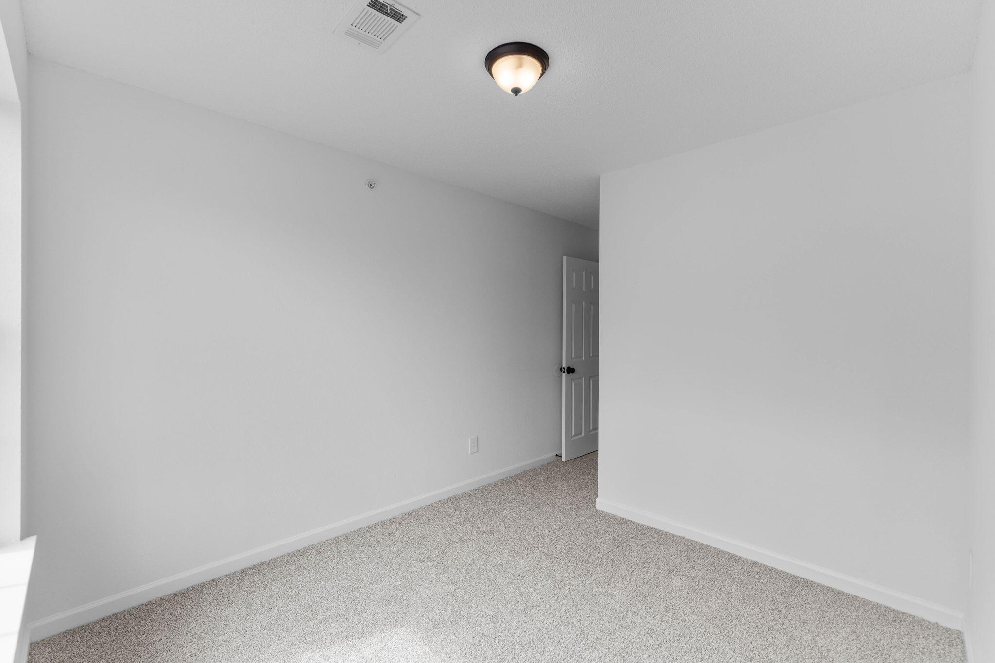 ROLLING PINES - Residential
