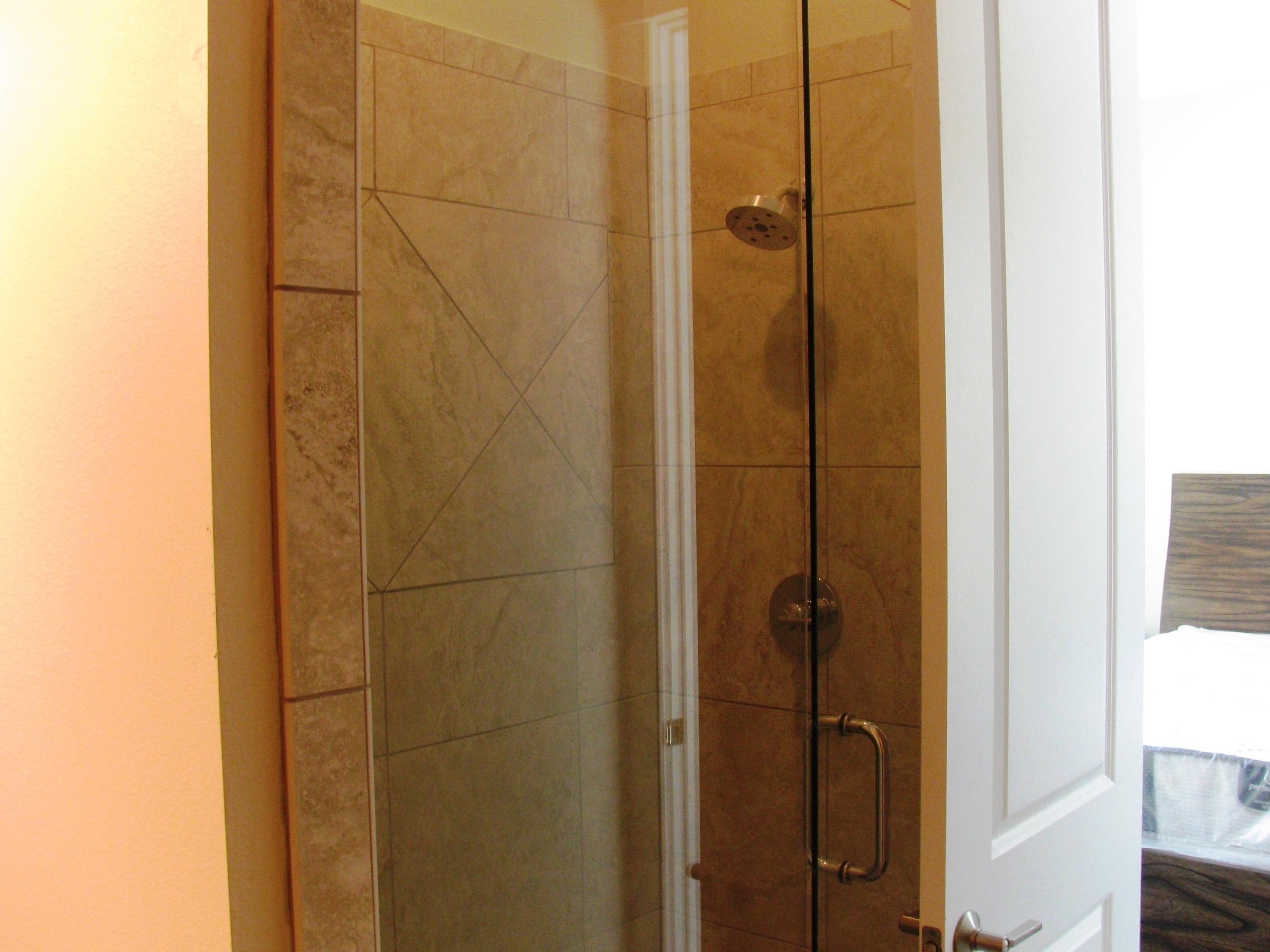 EMERALD WATERS VILLAGE - Residential