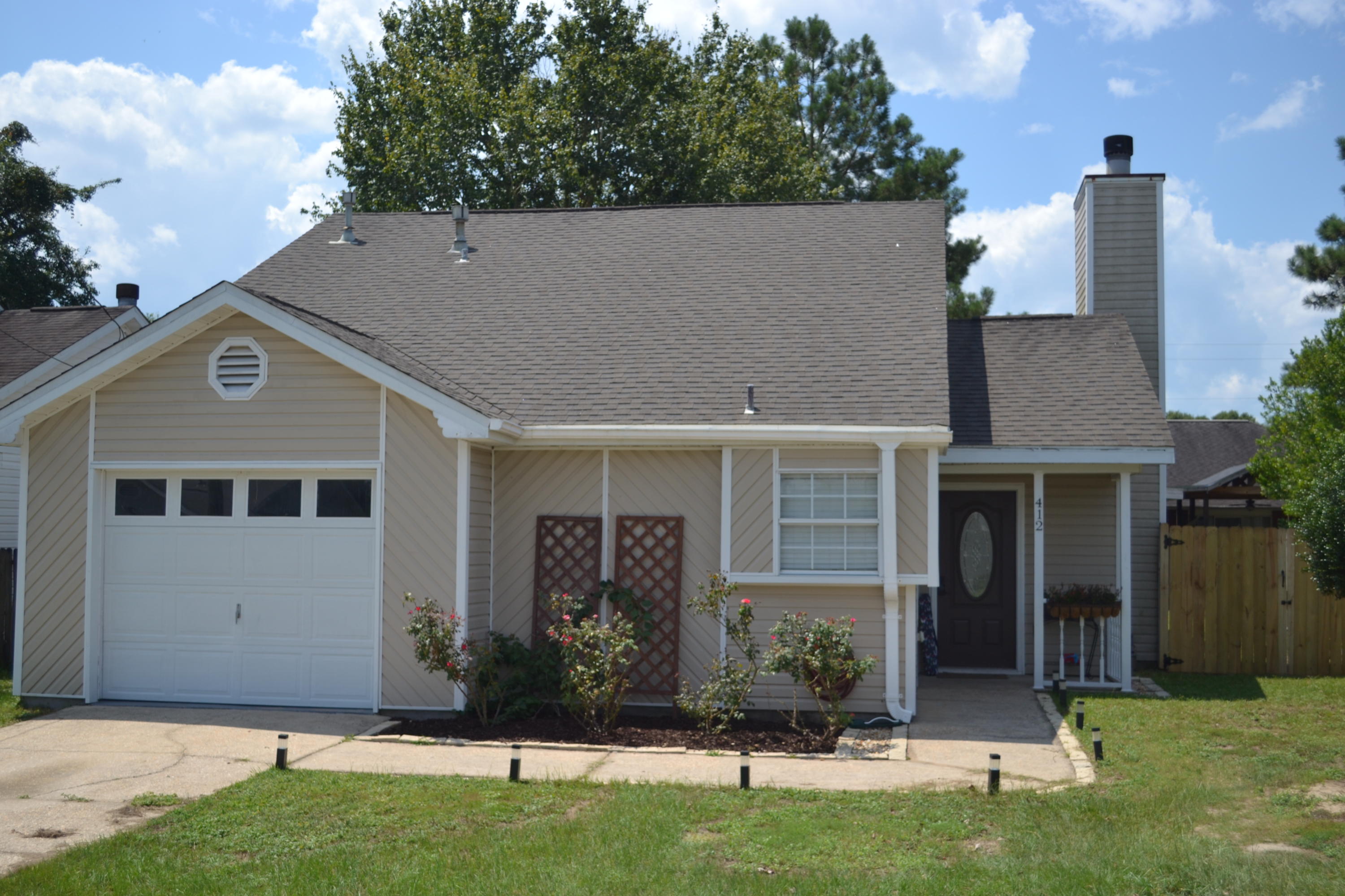 SOUTHWAY EST 1ST ADD LOT 6 BLK 1 - Residential