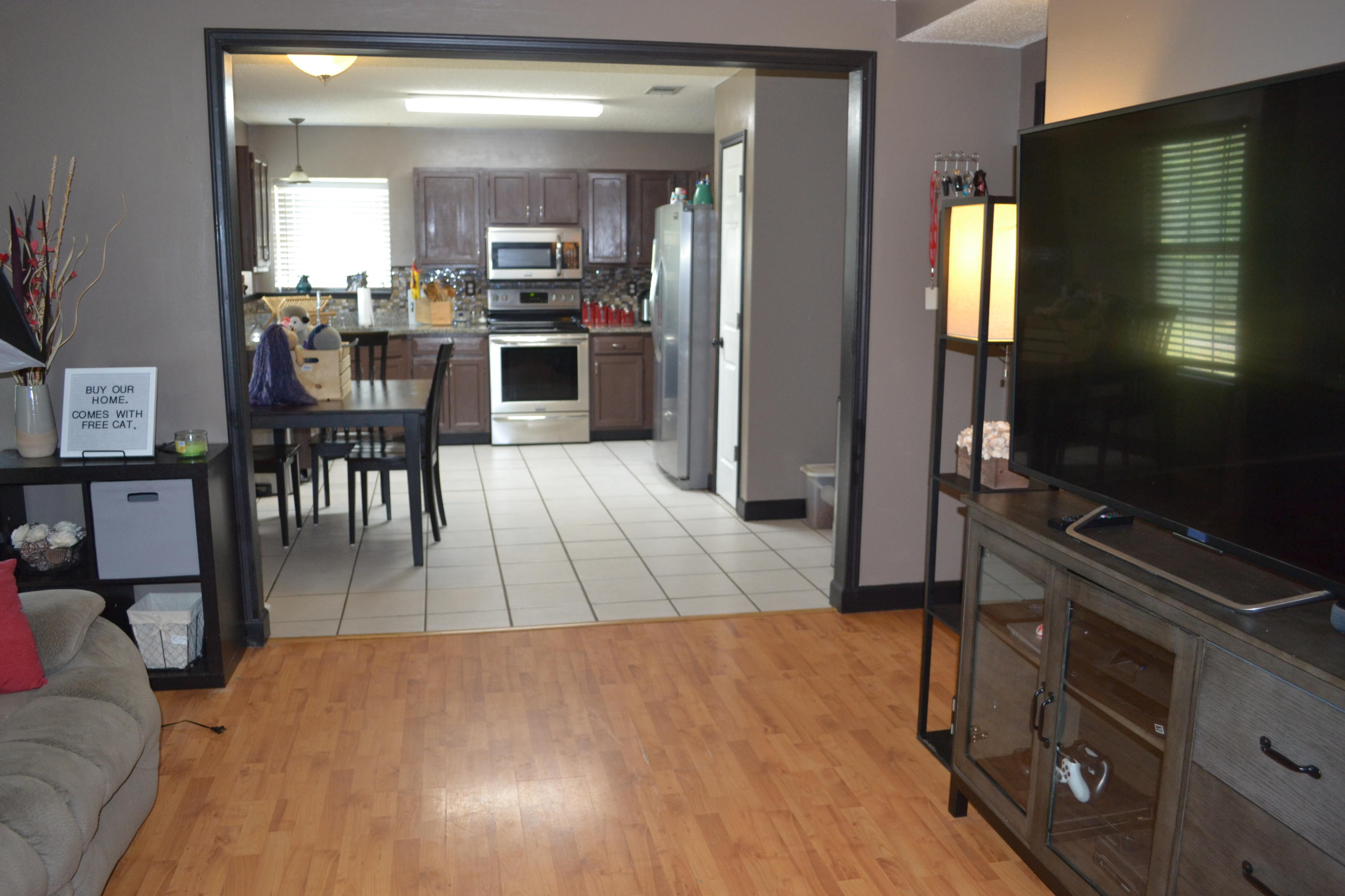 SOUTHWAY EST 1ST ADD LOT 6 BLK 1 - Residential