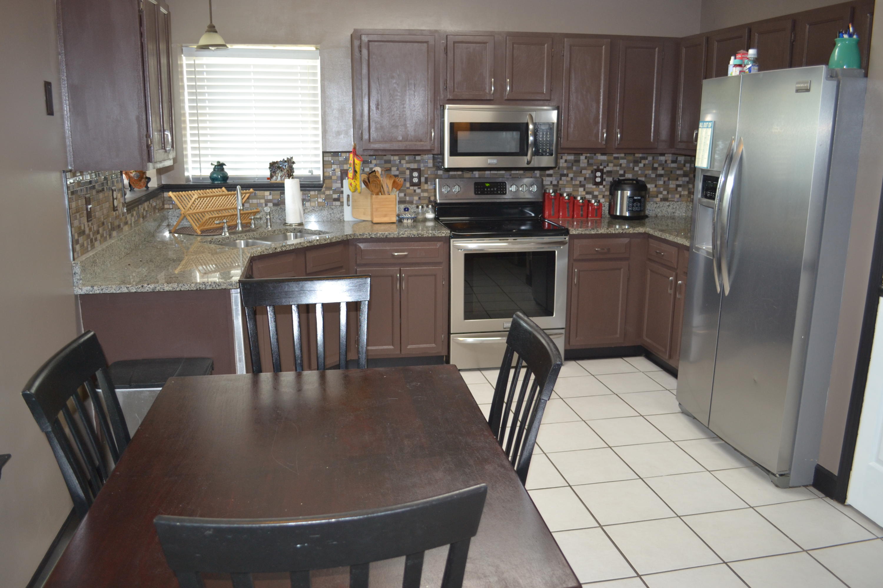 SOUTHWAY EST 1ST ADD LOT 6 BLK 1 - Residential